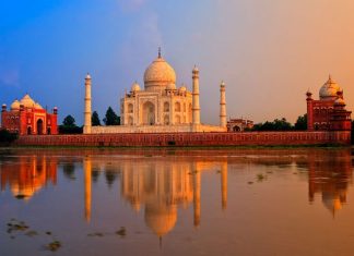 Taj Mahal: an Epitome of True Love and Beauty