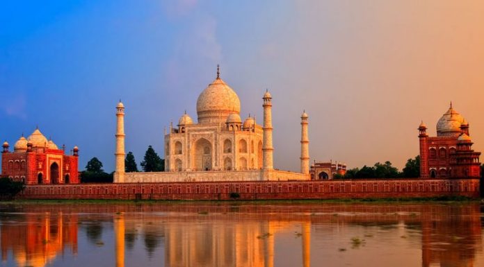 Taj Mahal: an Epitome of True Love and Beauty